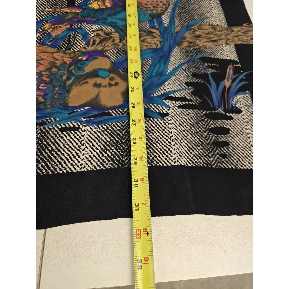 Codello Silk Scarf Ducks Bird Wildlife Nature Print Navy Blue Vintage Square 31